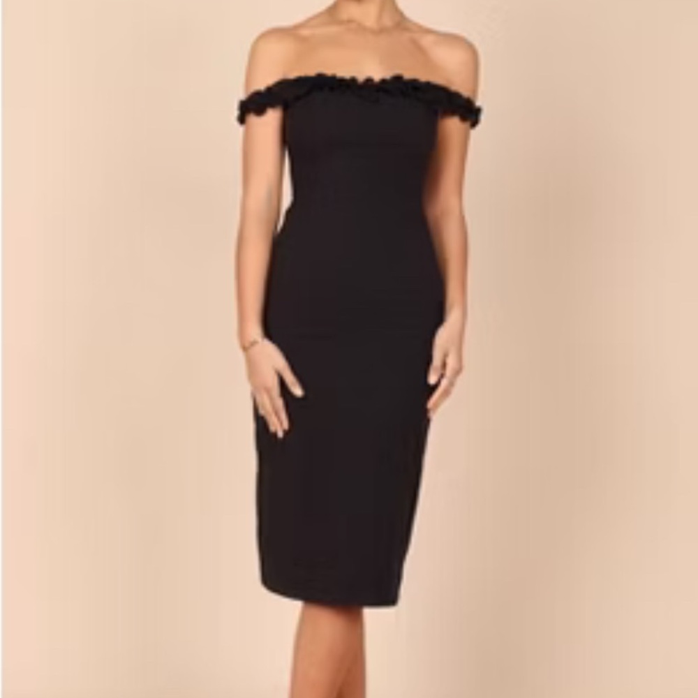 Petal & Pup Black Strapless Dress